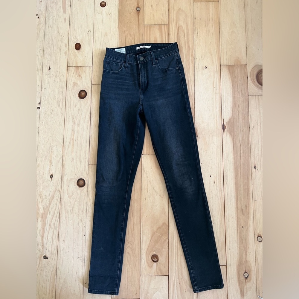 Levi’s 721 skinny jeans